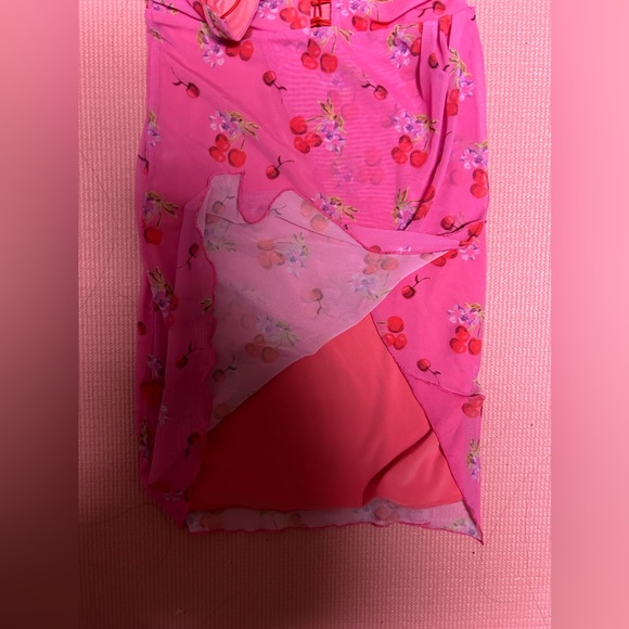 Pink mesh mini dress with fruit design size xs - Picture 3 of 3